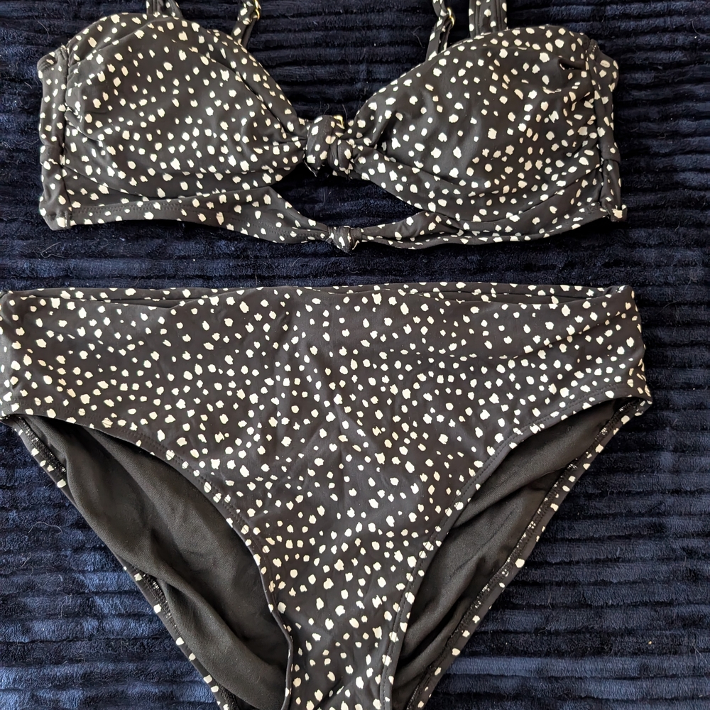 Time and Tru Black and White Polka Dot Swimwear